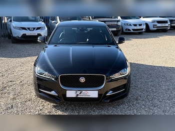 Used Jaguar XE 2018 for sale - 78609145: Photo