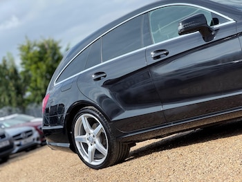 Used Mercedes-Benz CLS 2013 for sale - 75290563: Photo