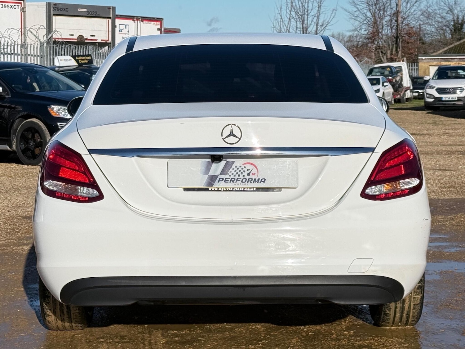 Used Mercedes-Benz C Class 2015 for sale - 77291618: Photo 11