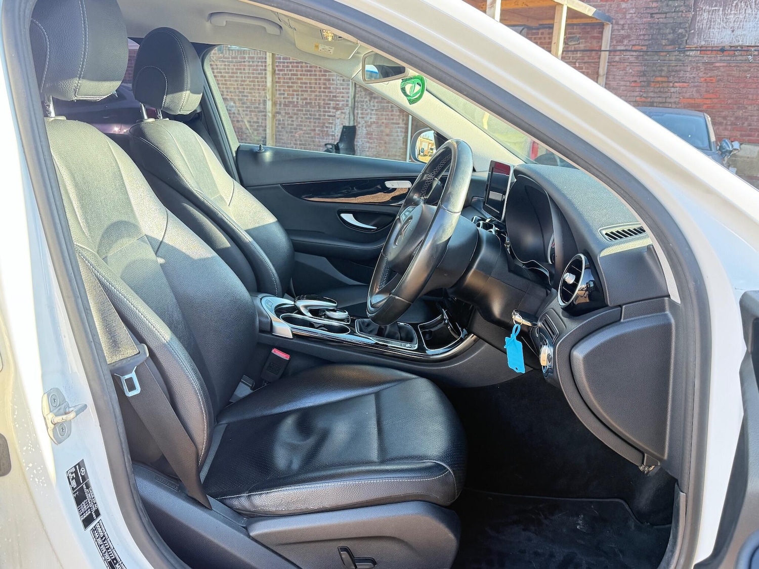 Used Mercedes-Benz C Class 2015 for sale - 77291618: Photo 18