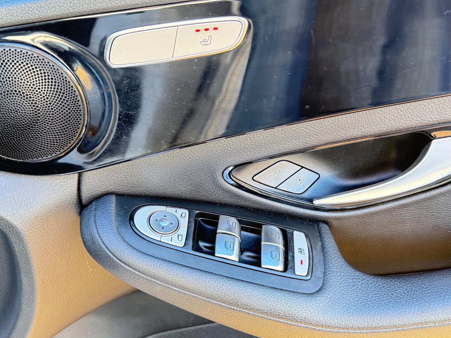 Used Mercedes-Benz C Class 2015 for sale - 77291618: Photo 22