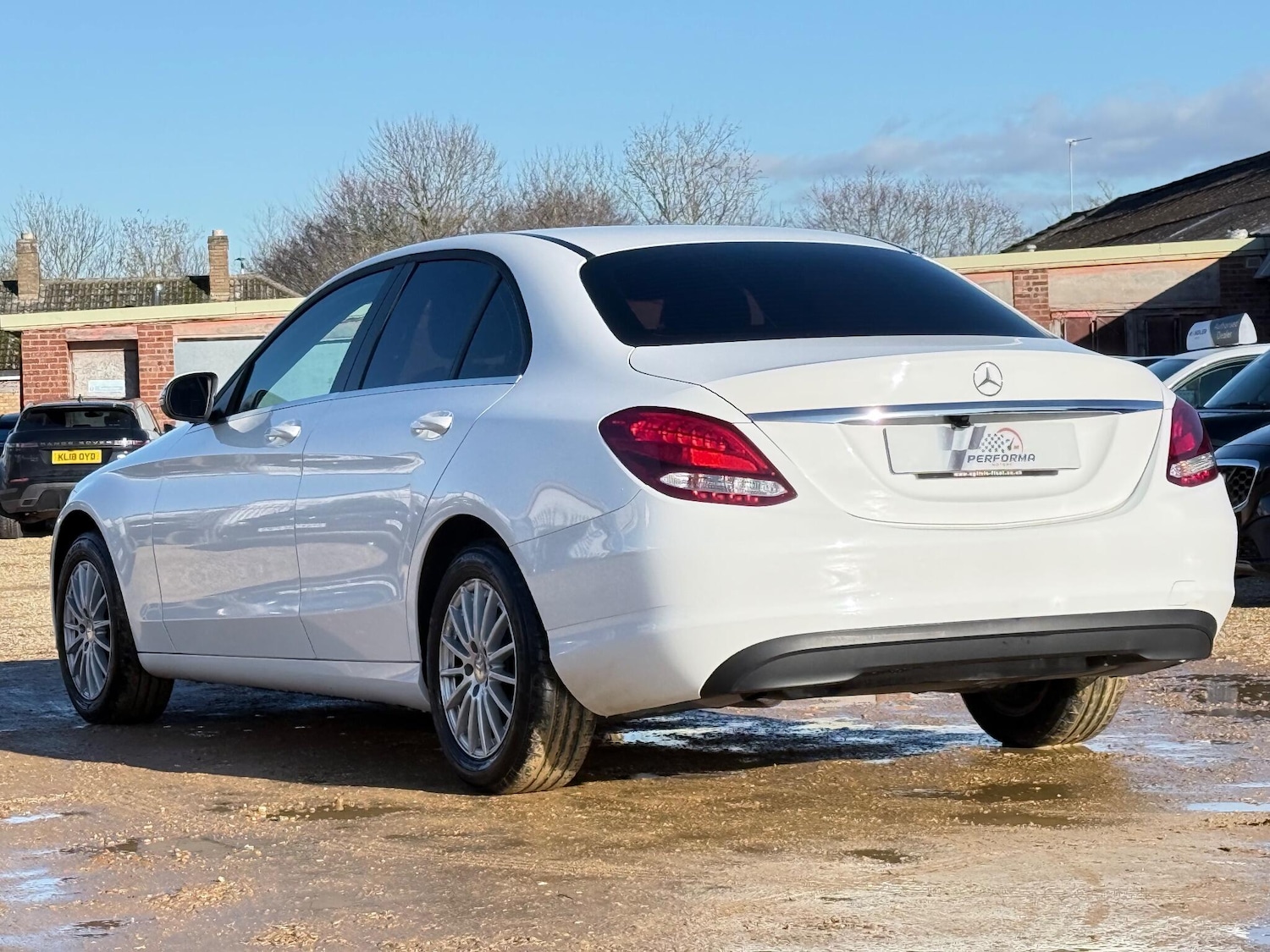 Used Mercedes-Benz C Class 2015 for sale - 77291618: Photo 8