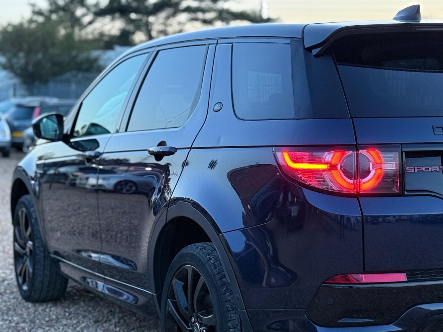 Used Land Rover Discovery Sport 2017 for sale - 77940365: Photo 11