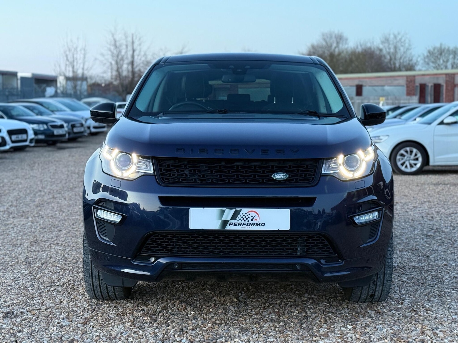 Used Land Rover Discovery Sport 2017 for sale - 77940365: Photo 2