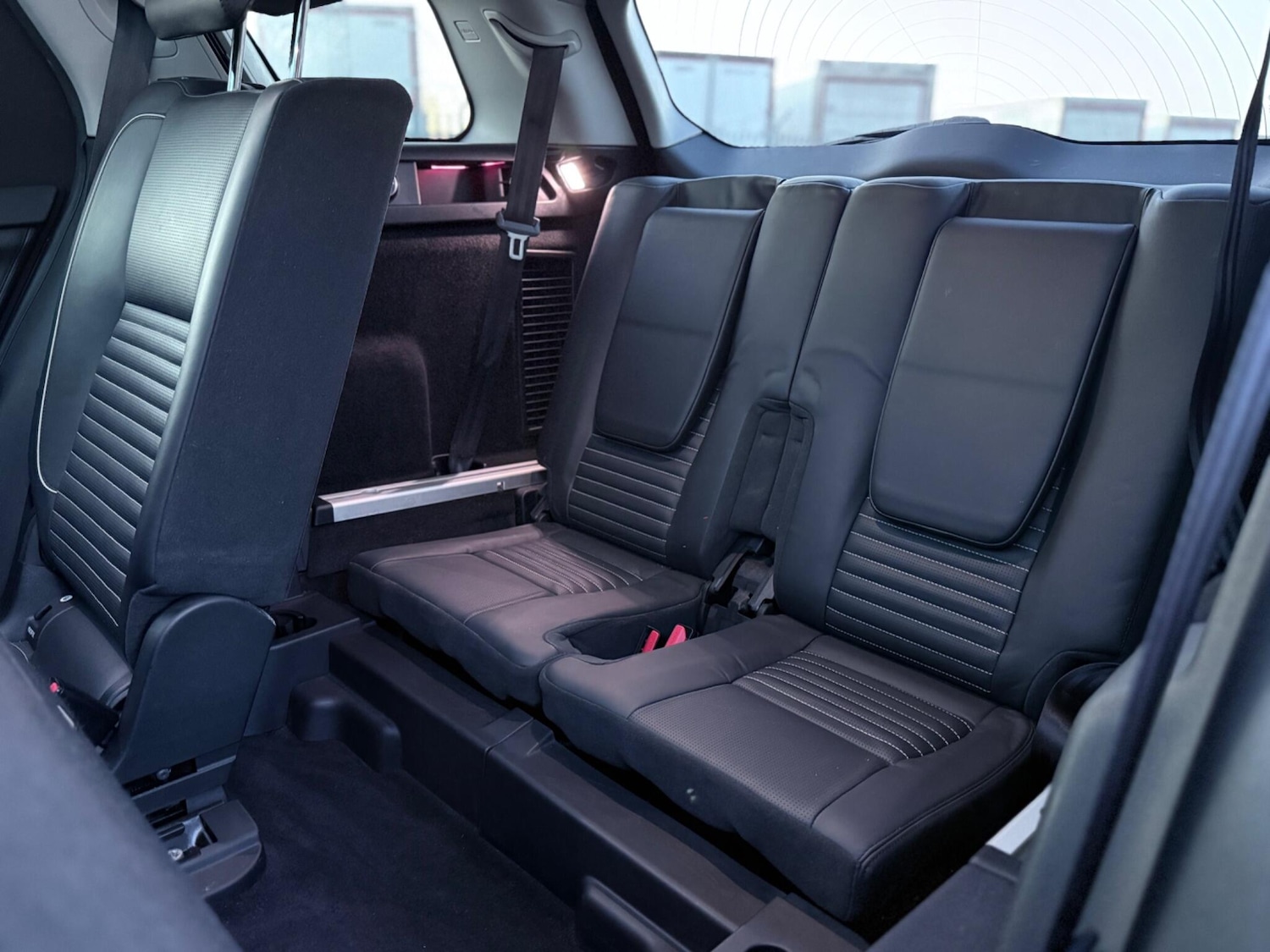 Used Land Rover Discovery Sport 2017 for sale - 77940365: Photo 24