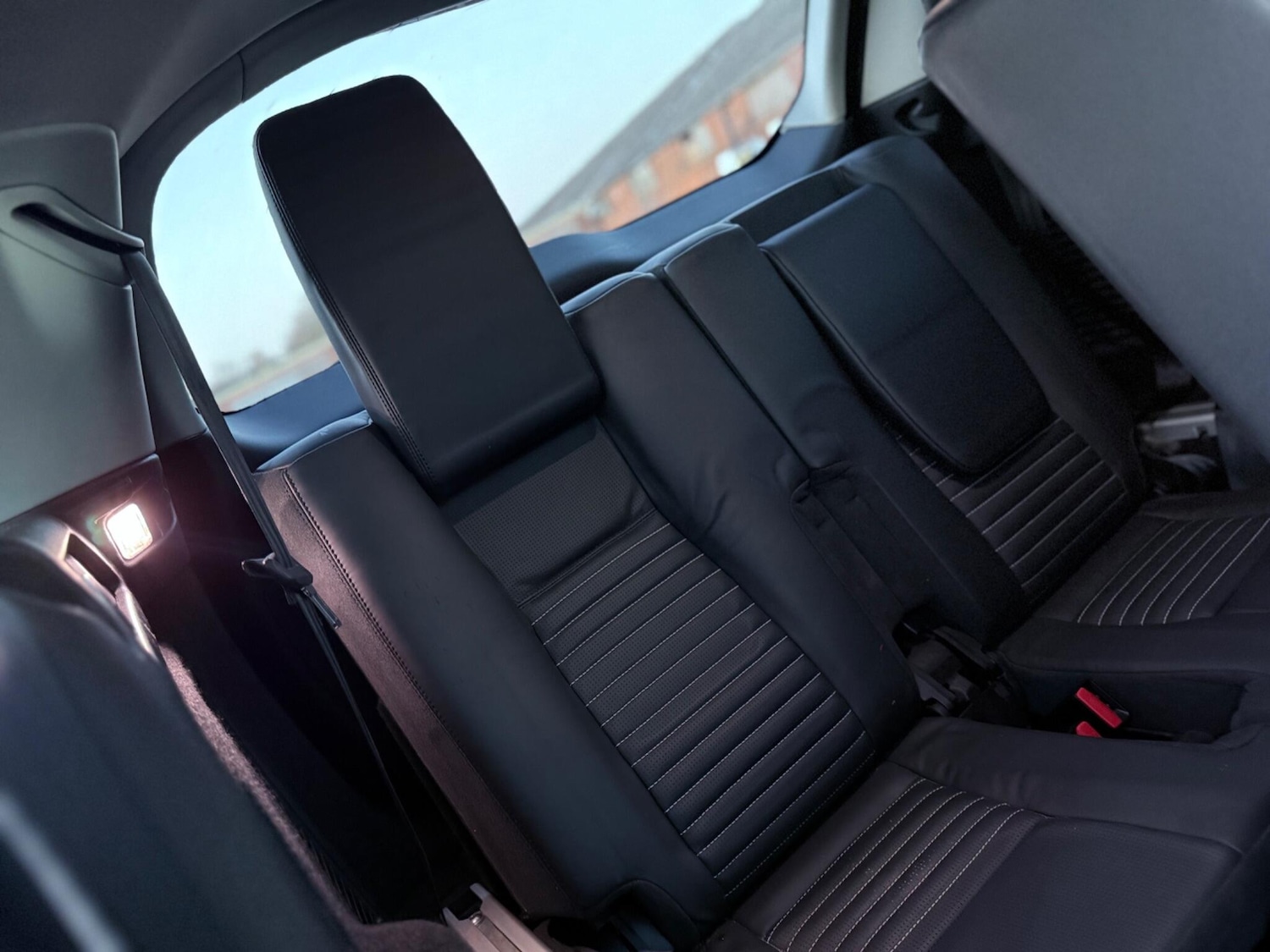 Used Land Rover Discovery Sport 2017 for sale - 77940365: Photo 25