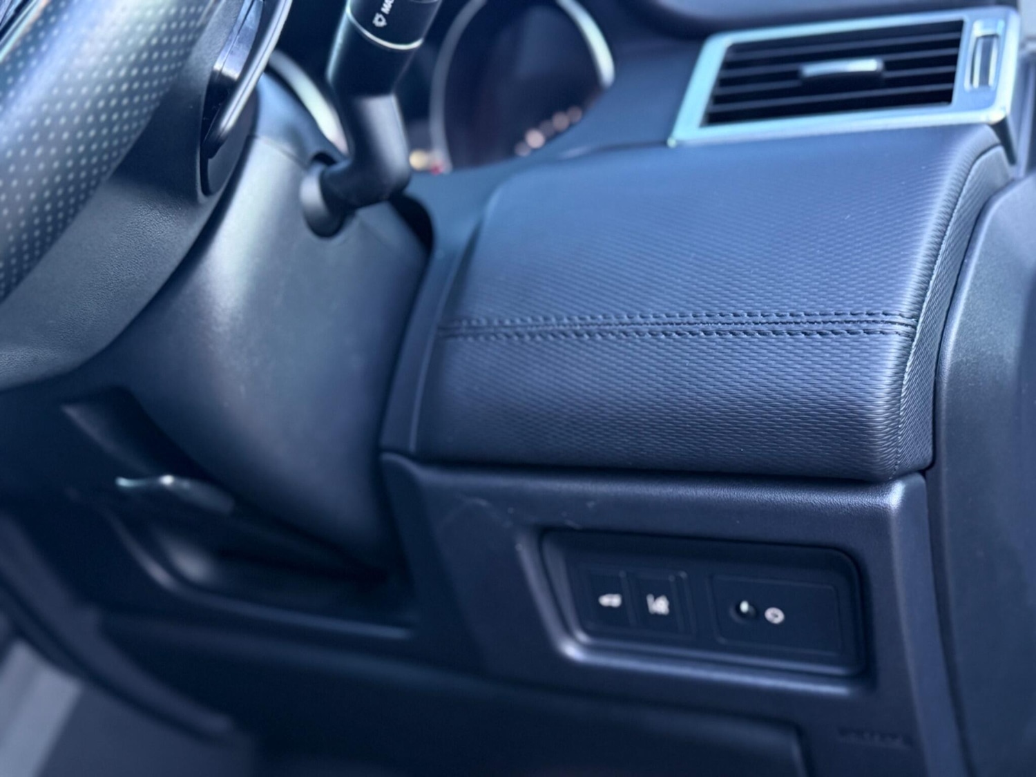 Used Land Rover Discovery Sport 2017 for sale - 77940365: Photo 29