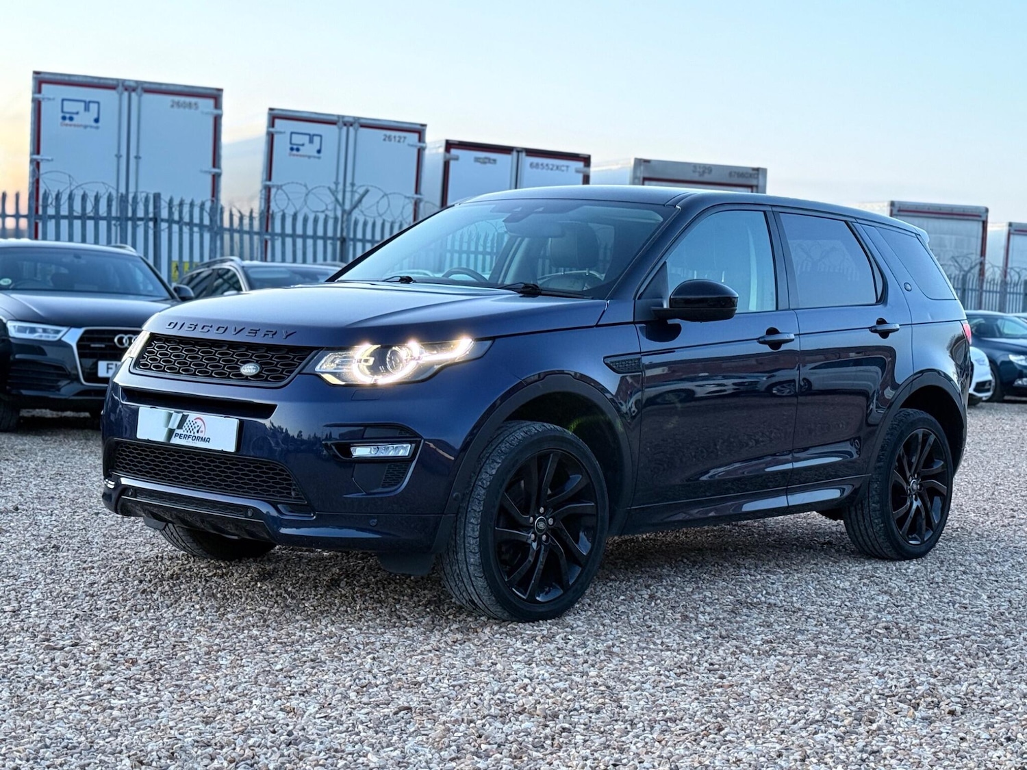 Used Land Rover Discovery Sport 2017 for sale - 77940365: Photo 4
