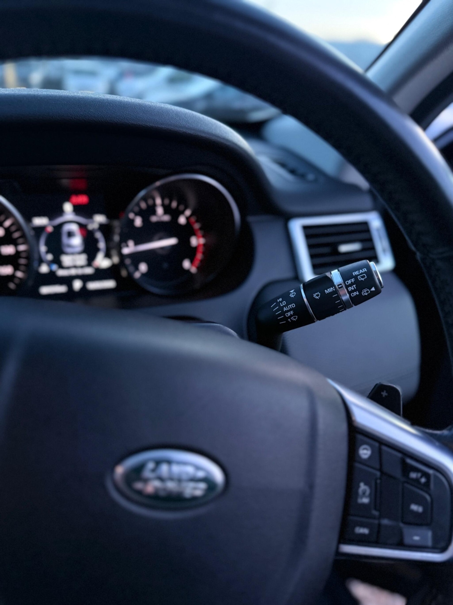 Used Land Rover Discovery Sport 2017 for sale - 77940365: Photo 42