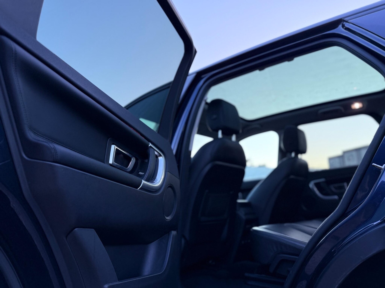 Used Land Rover Discovery Sport 2017 for sale - 77940365: Photo 59