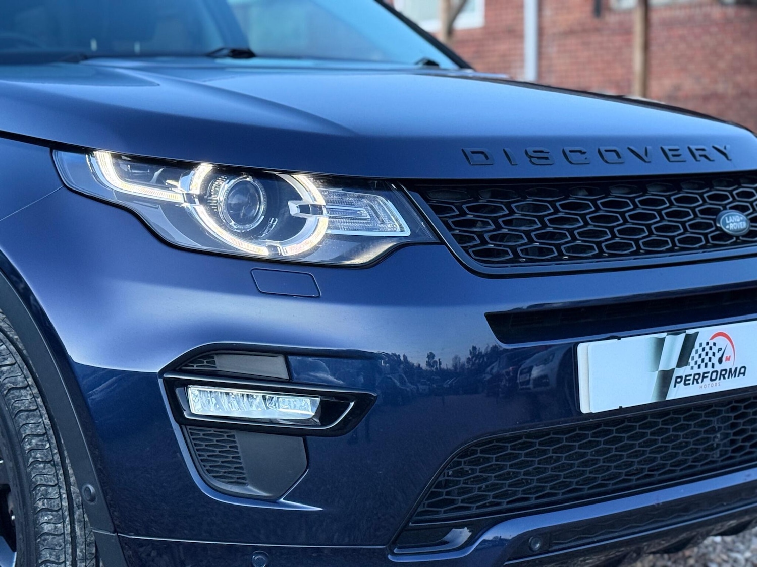 Used Land Rover Discovery Sport 2017 for sale - 77940365: Photo 6