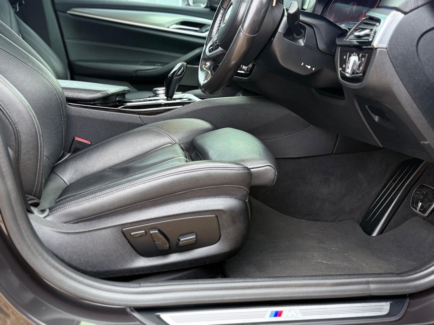 Used BMW 5 Series 2020 for sale - 77670283: Photo 15