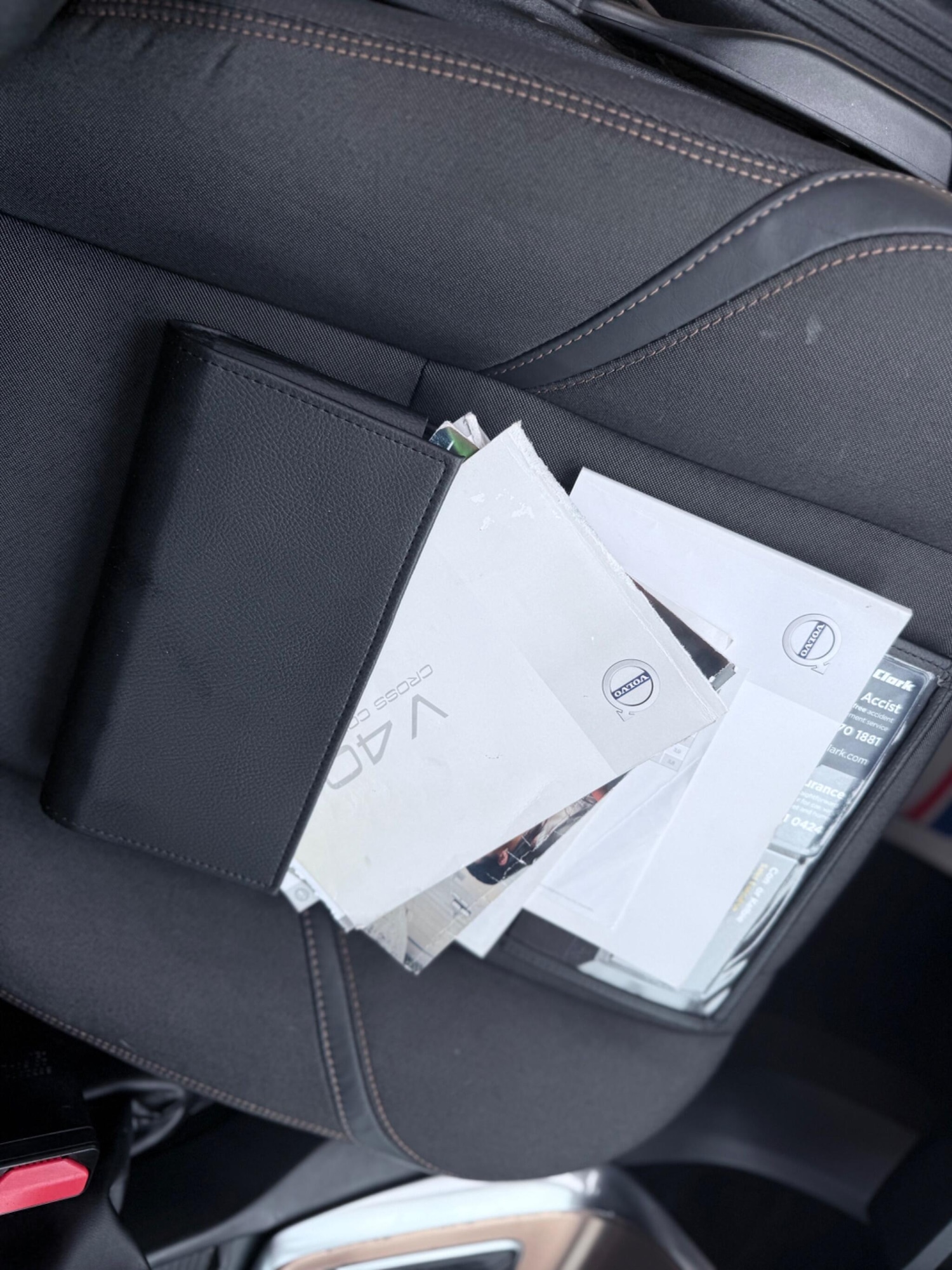 Used Volvo V40 2015 for sale - 76995452: Photo 26