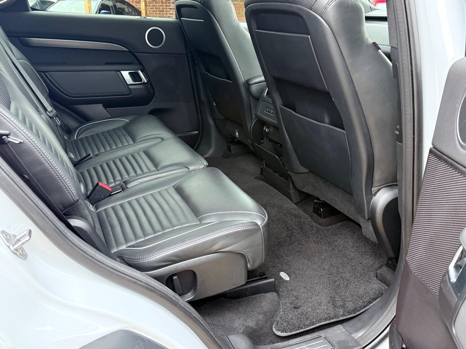 Used Land Rover Discovery 2017 for sale - 76964674: Photo 21