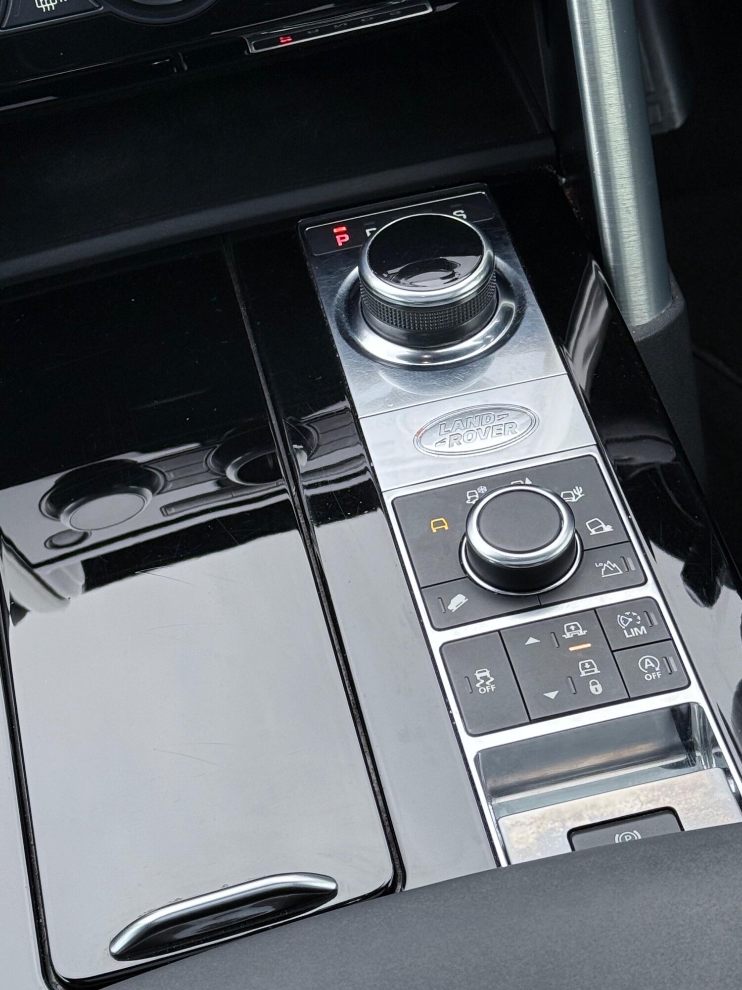 Used Land Rover Discovery 2017 for sale - 76964674: Photo 29