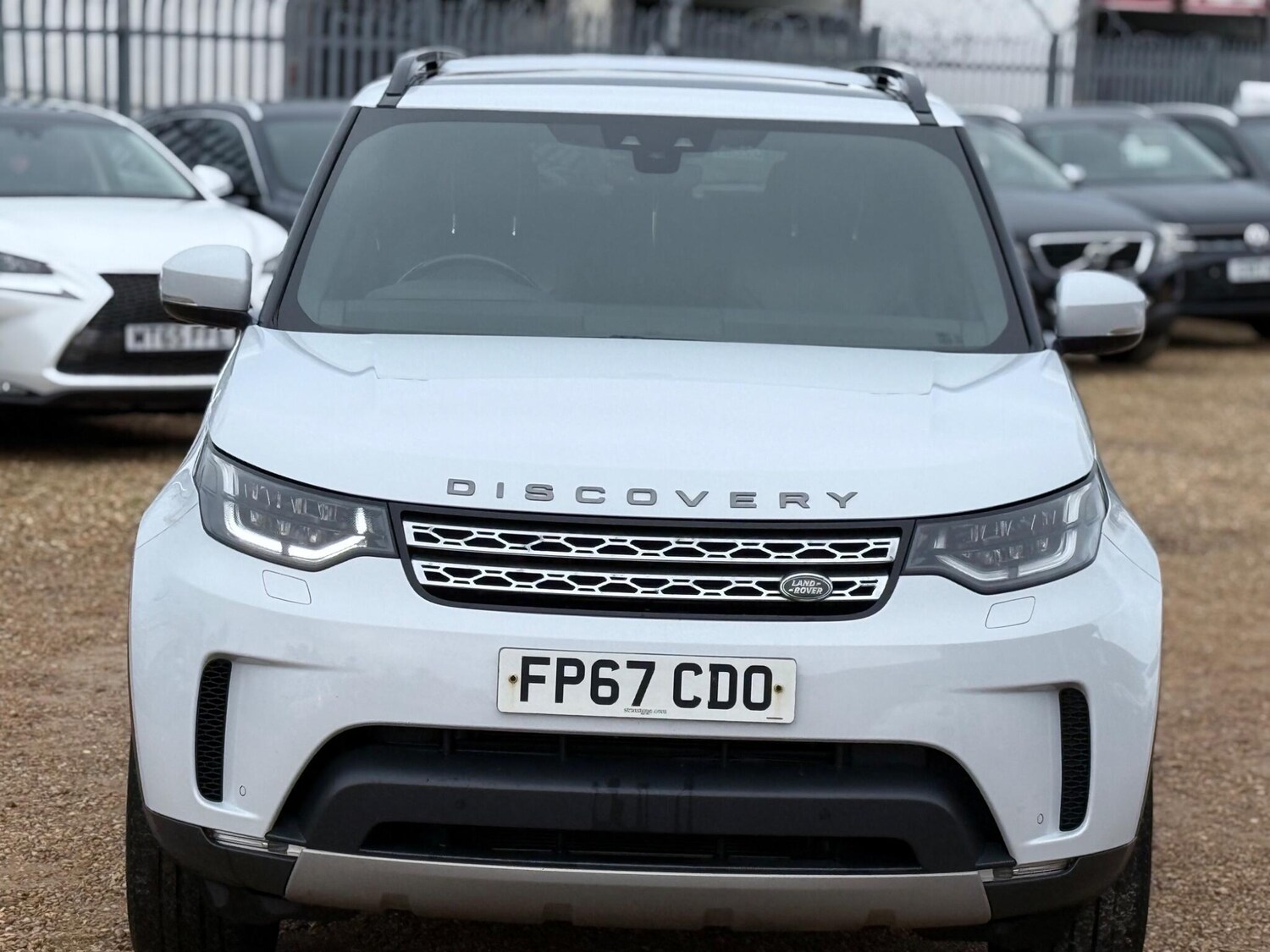 Used Land Rover Discovery 2017 for sale - 76964674: Photo 51