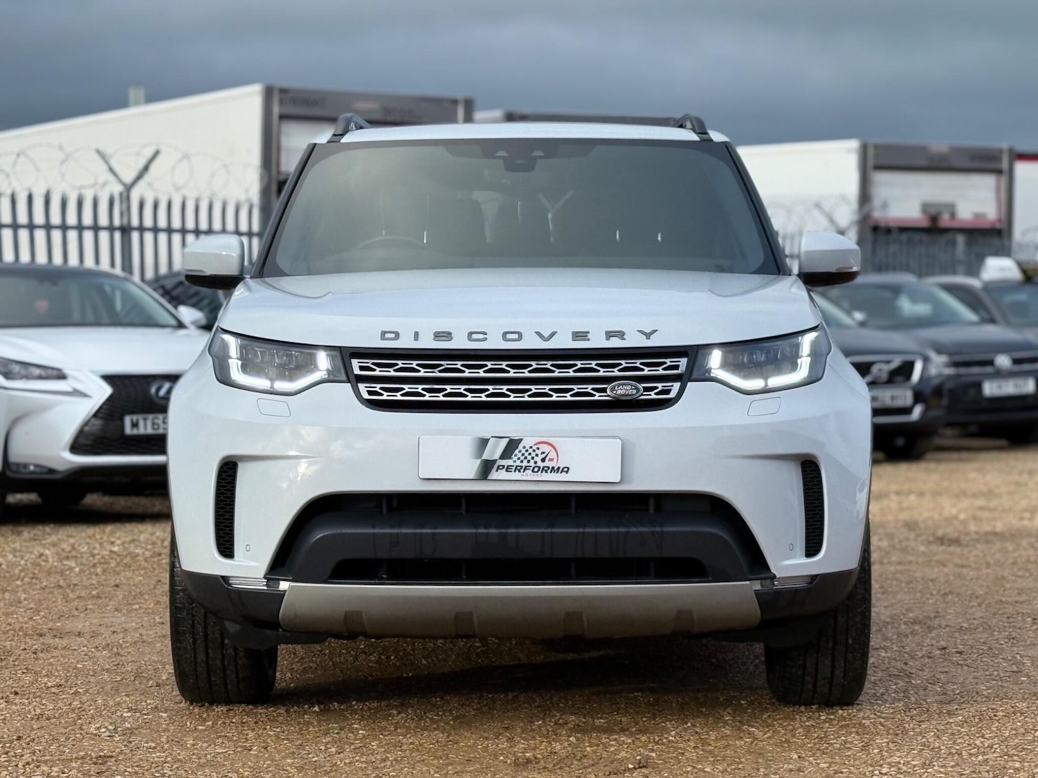 Used Land Rover Discovery 2017 for sale - 76964674: Photo 6