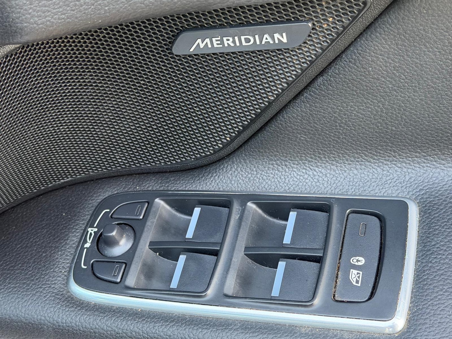 Used Jaguar XF 2016 for sale - 78157583: Photo 18