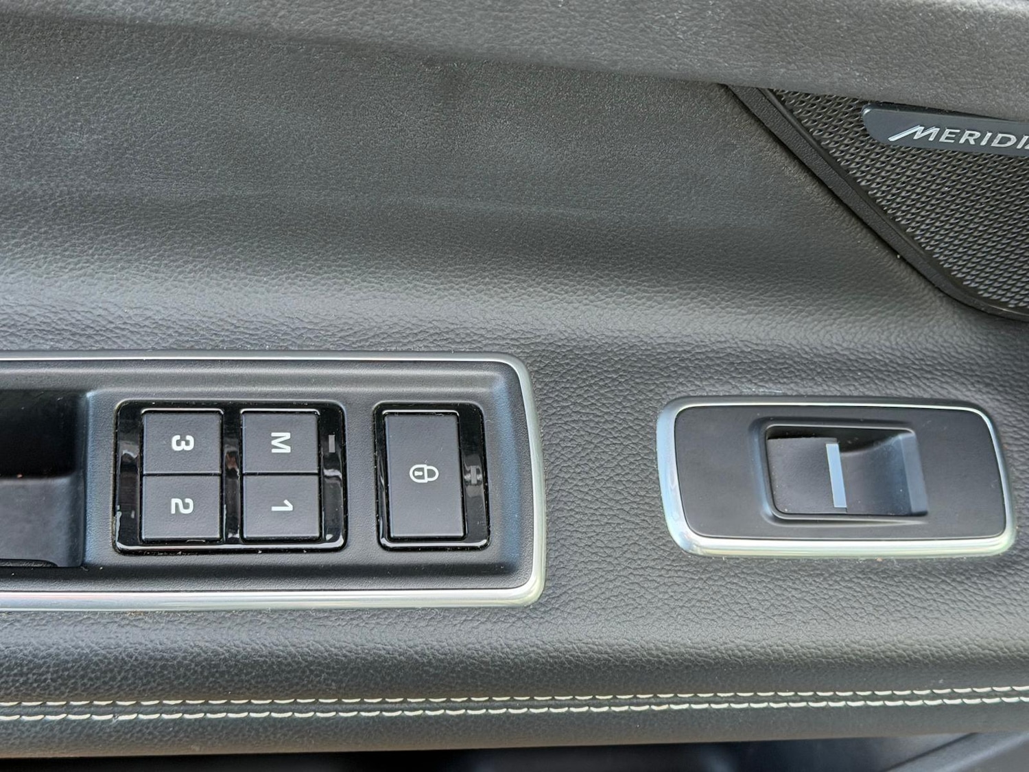 Used Jaguar XF 2016 for sale - 78157583: Photo 21