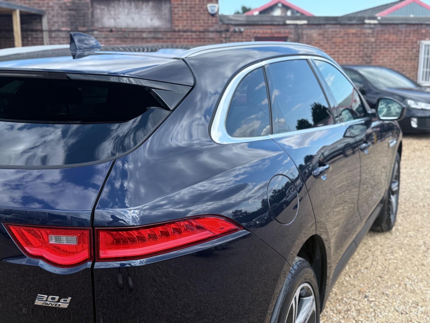 Used Jaguar F-Pace 2017 for sale - 76031605: Photo 62
