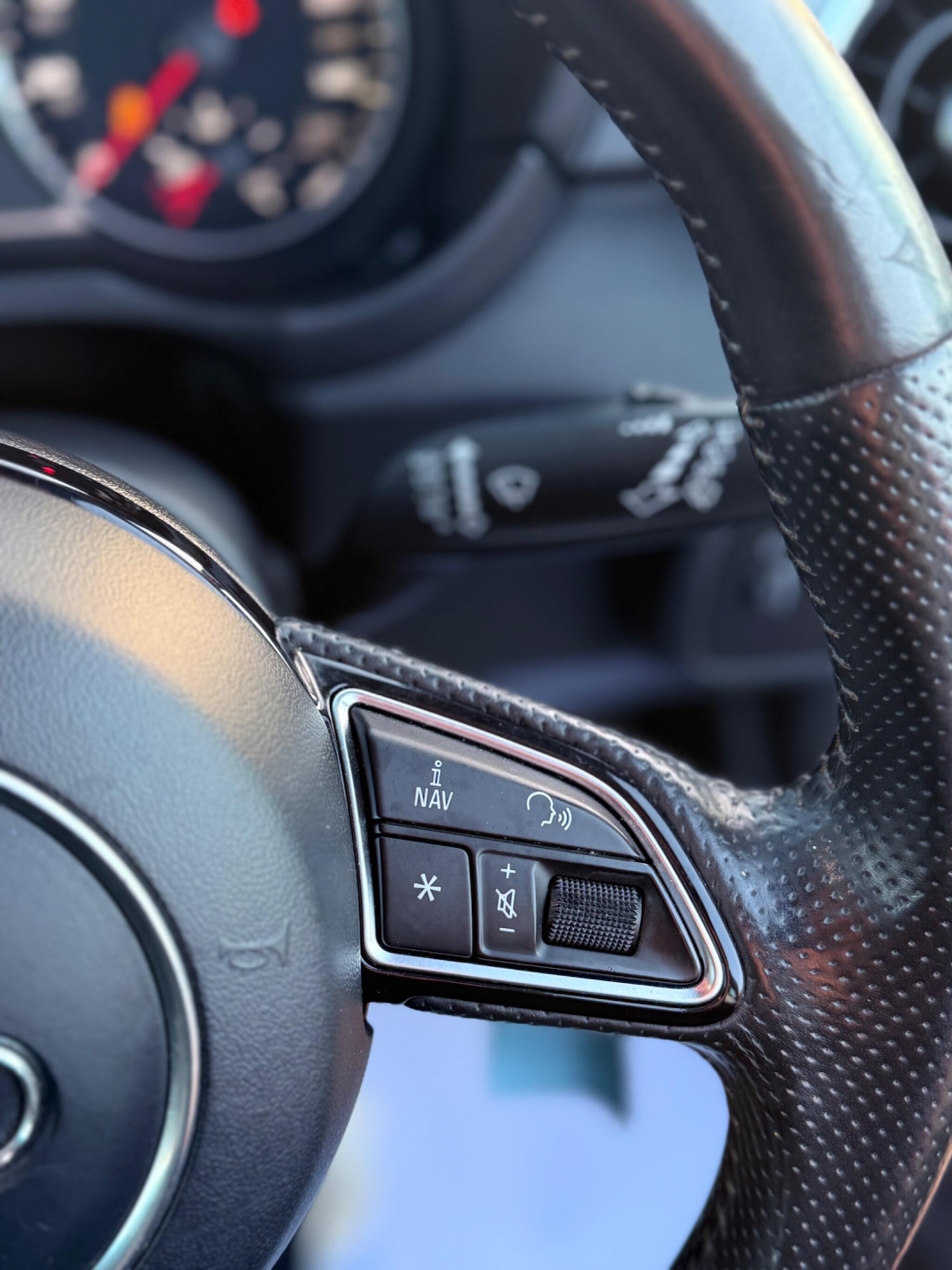 Used Audi A1 2011 for sale - 77053942: Photo 25