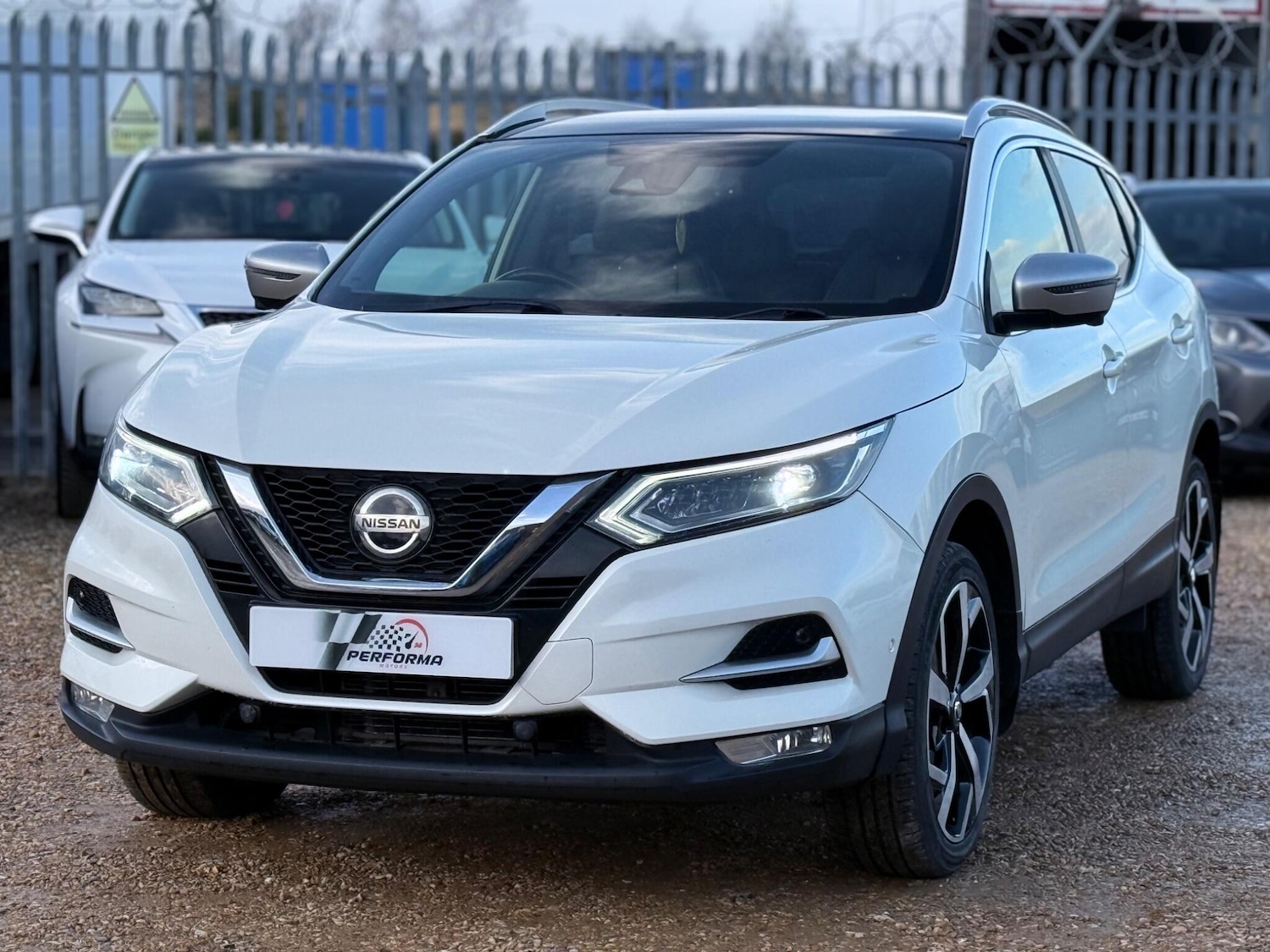 Used Nissan Qashqai 2018 for sale - 76839782: Photo 3
