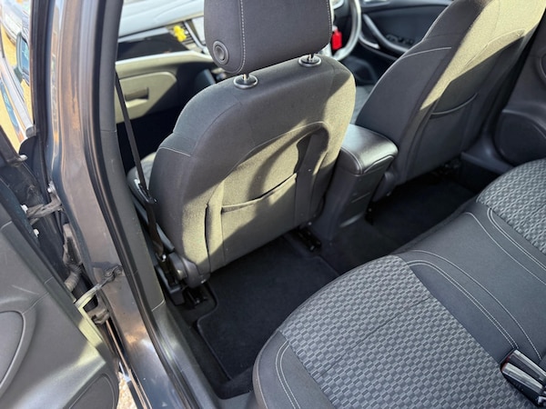Used Vauxhall Astra 2016 for sale - 76200109: Photo 19