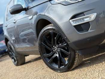 Used Land Rover Discovery Sport 2015 for sale - 74713309: Photo