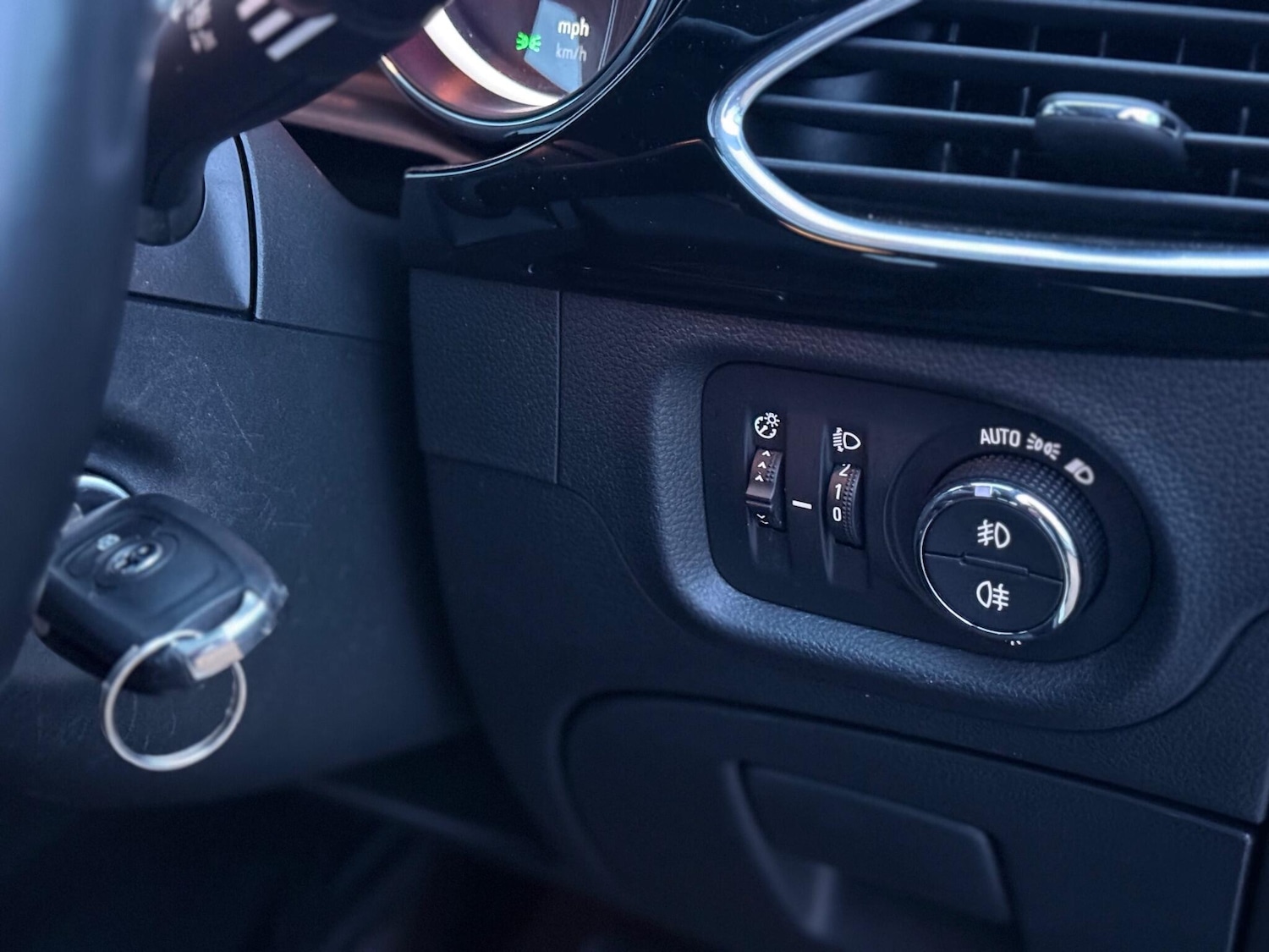 Used Vauxhall Astra 2018 for sale - 77559733: Photo 16