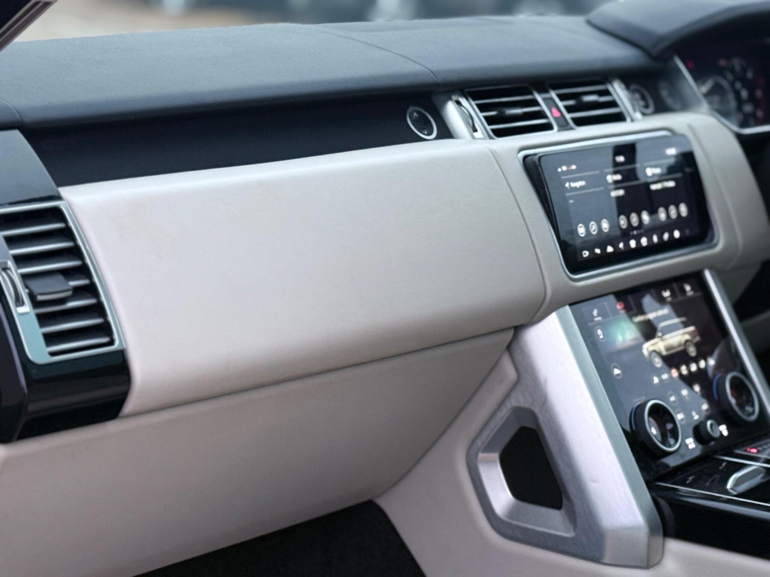 Used Land Rover Range Rover 2019 for sale - 77143854: Photo 16