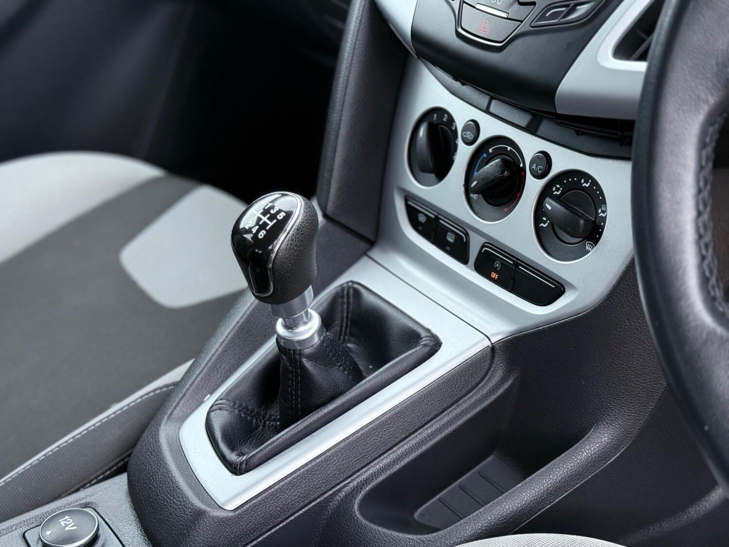 Used Ford Focus 2012 for sale - 76099091: Photo 14