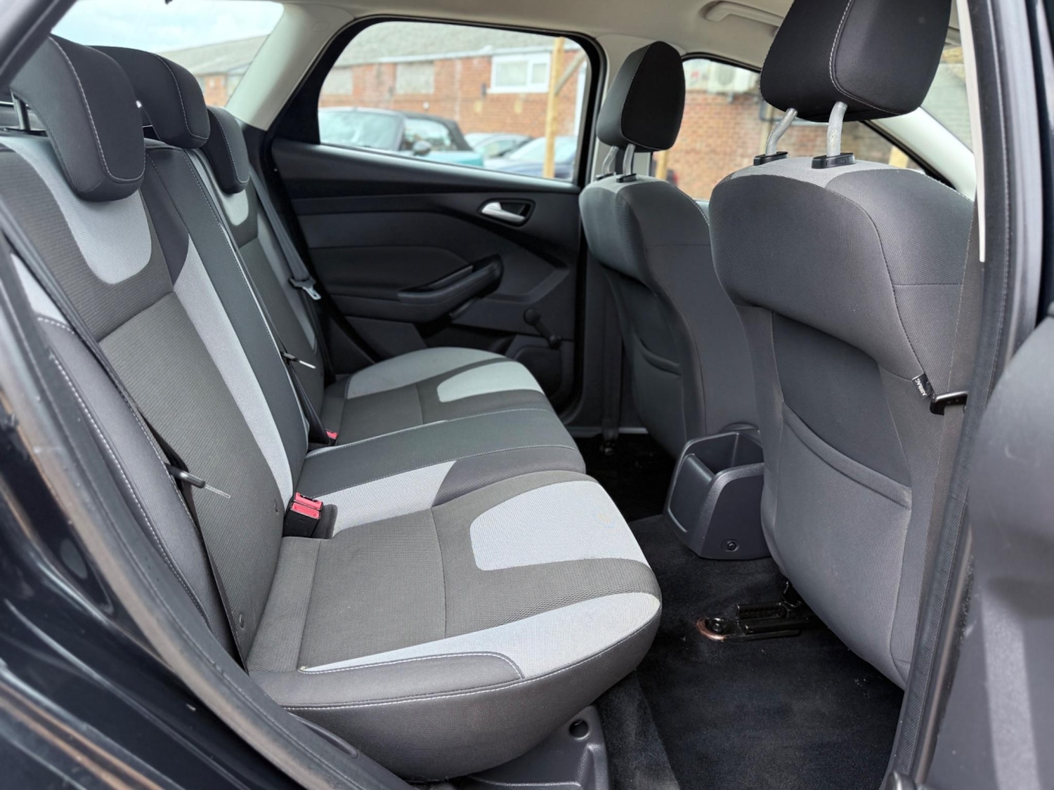 Used Ford Focus 2012 for sale - 76099091: Photo 16