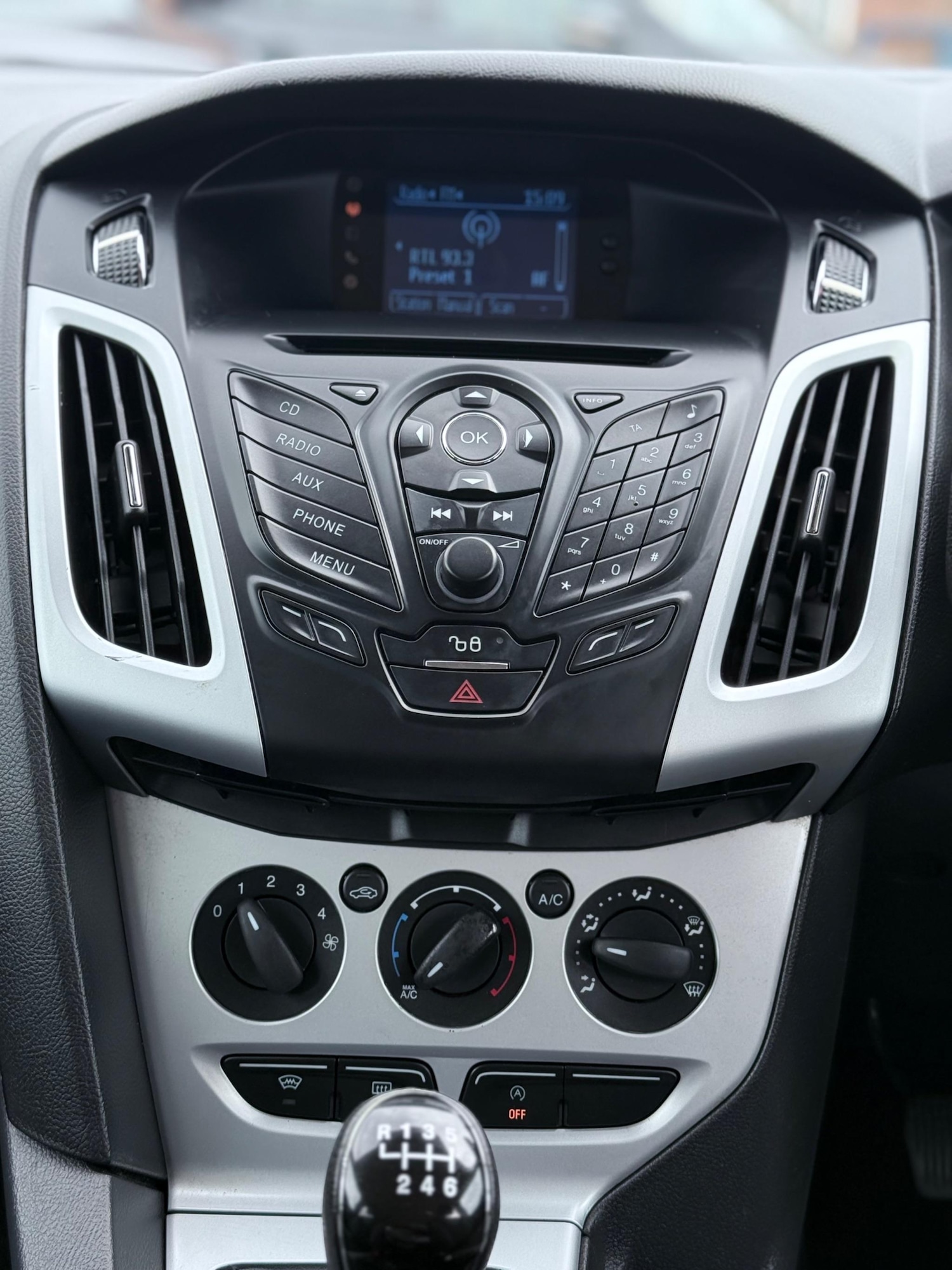 Used Ford Focus 2012 for sale - 76099091: Photo 25