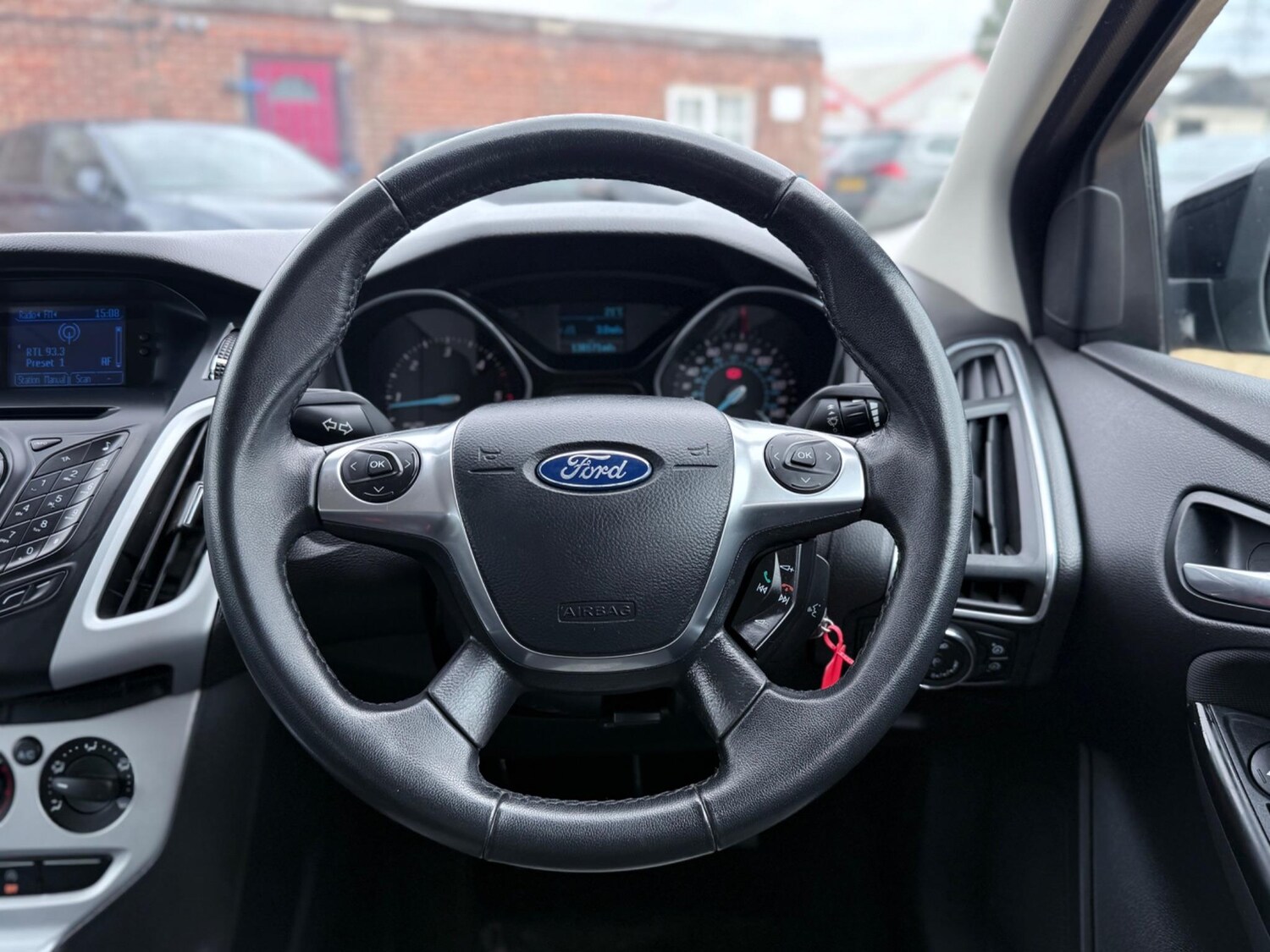Used Ford Focus 2012 for sale - 76099091: Photo 30
