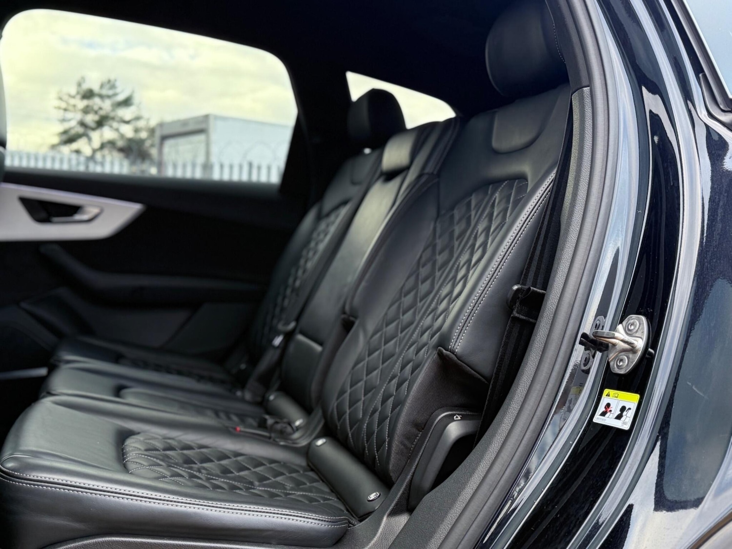 Used Audi Q7 2021 for sale - 77633507: Photo 32