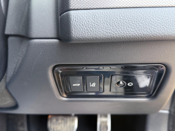 Used Jaguar XF 2016 for sale - 76158691: Photo 32