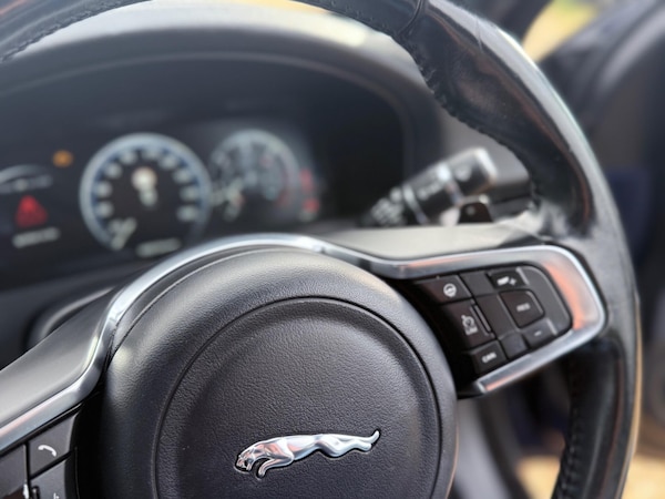 Used Jaguar XF 2016 for sale - 76158691: Photo 38