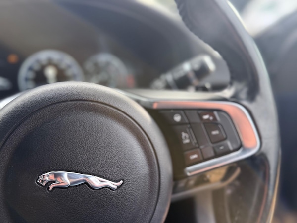Used Jaguar XF 2016 for sale - 76158691: Photo 39