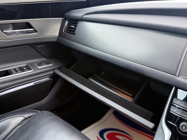 Used Jaguar XF 2016 for sale - 76158691: Photo 43