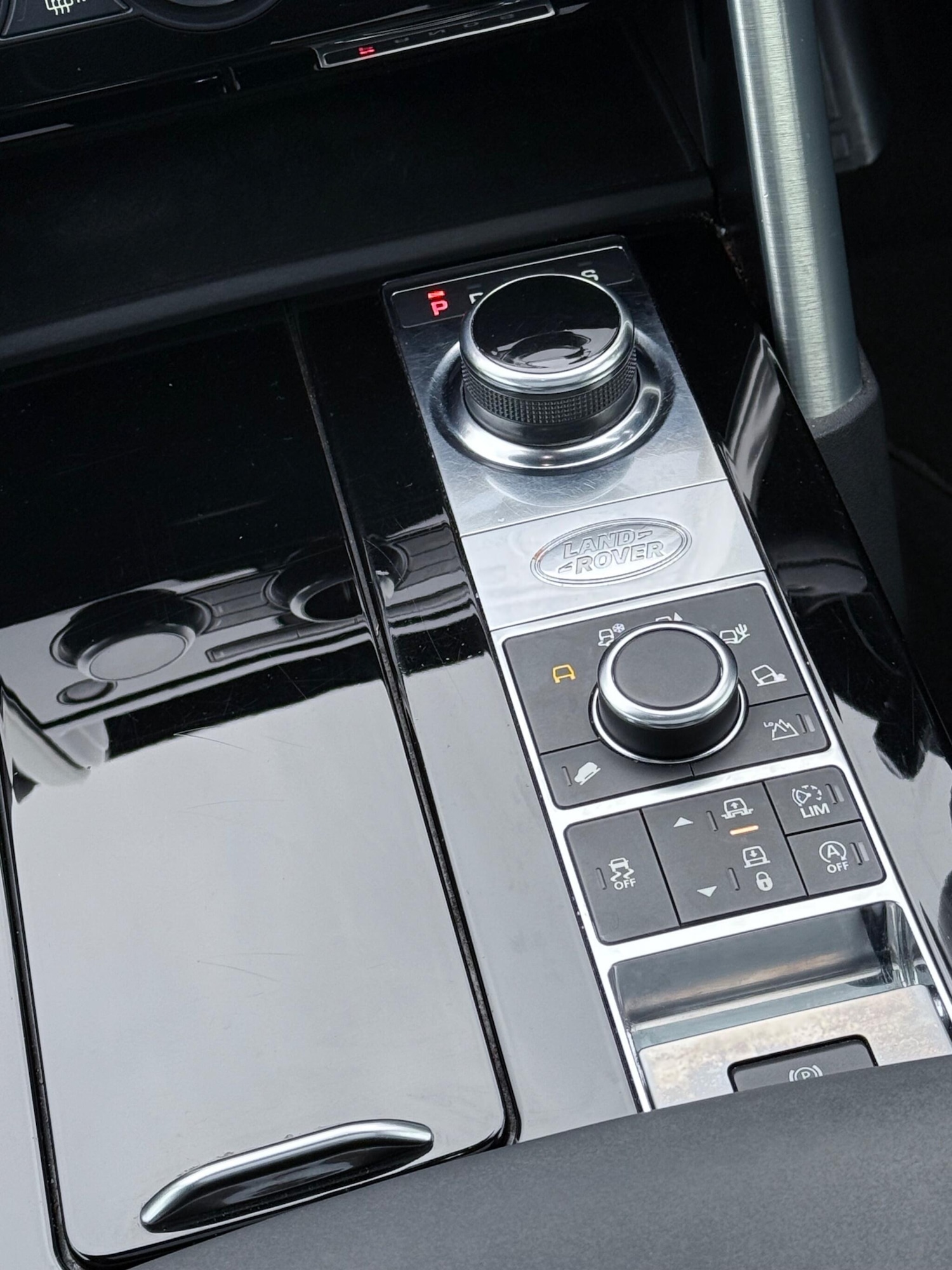 Used Land Rover Discovery 2017 for sale - 77737934: Photo 29