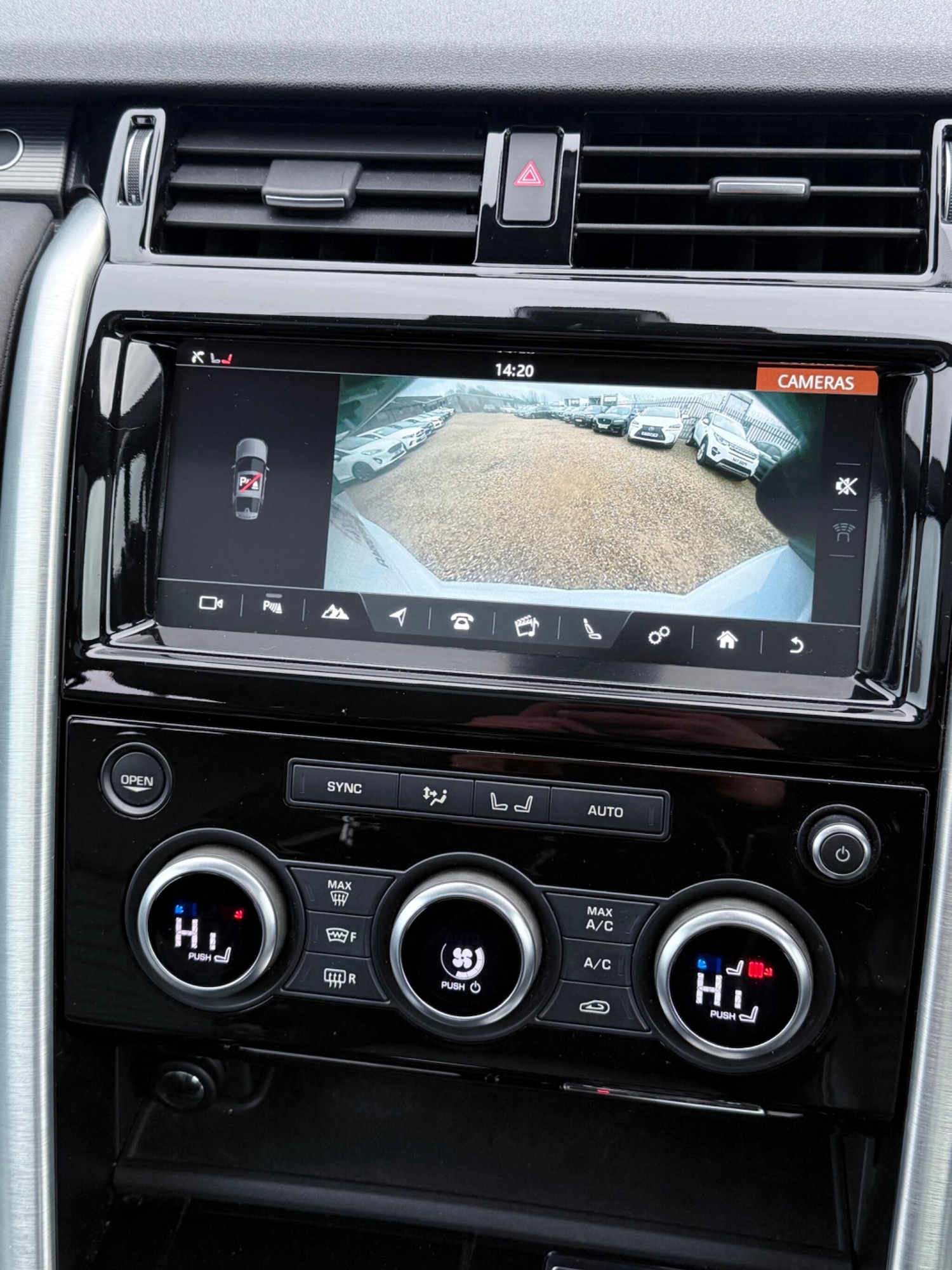 Used Land Rover Discovery 2017 for sale - 77737934: Photo 32