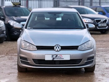 Used Volkswagen Golf 2015 for sale - 77305996: Photo
