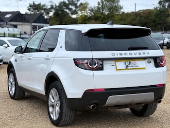 Used Land Rover Discovery Sport 2016 for sale - 76282796: Photo 4