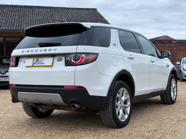 Used Land Rover Discovery Sport 2016 for sale - 76282796: Photo 6