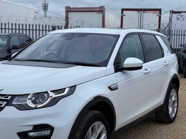 Used Land Rover Discovery Sport 2016 for sale - 76282796: Photo 9