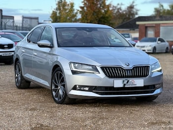 2016 (66) - 2.0 TDI CR 190 Laurin + Klement 4X4 5dr DSG