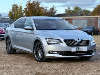 Used Skoda Superb 2016 for sale - 76572963: Photo