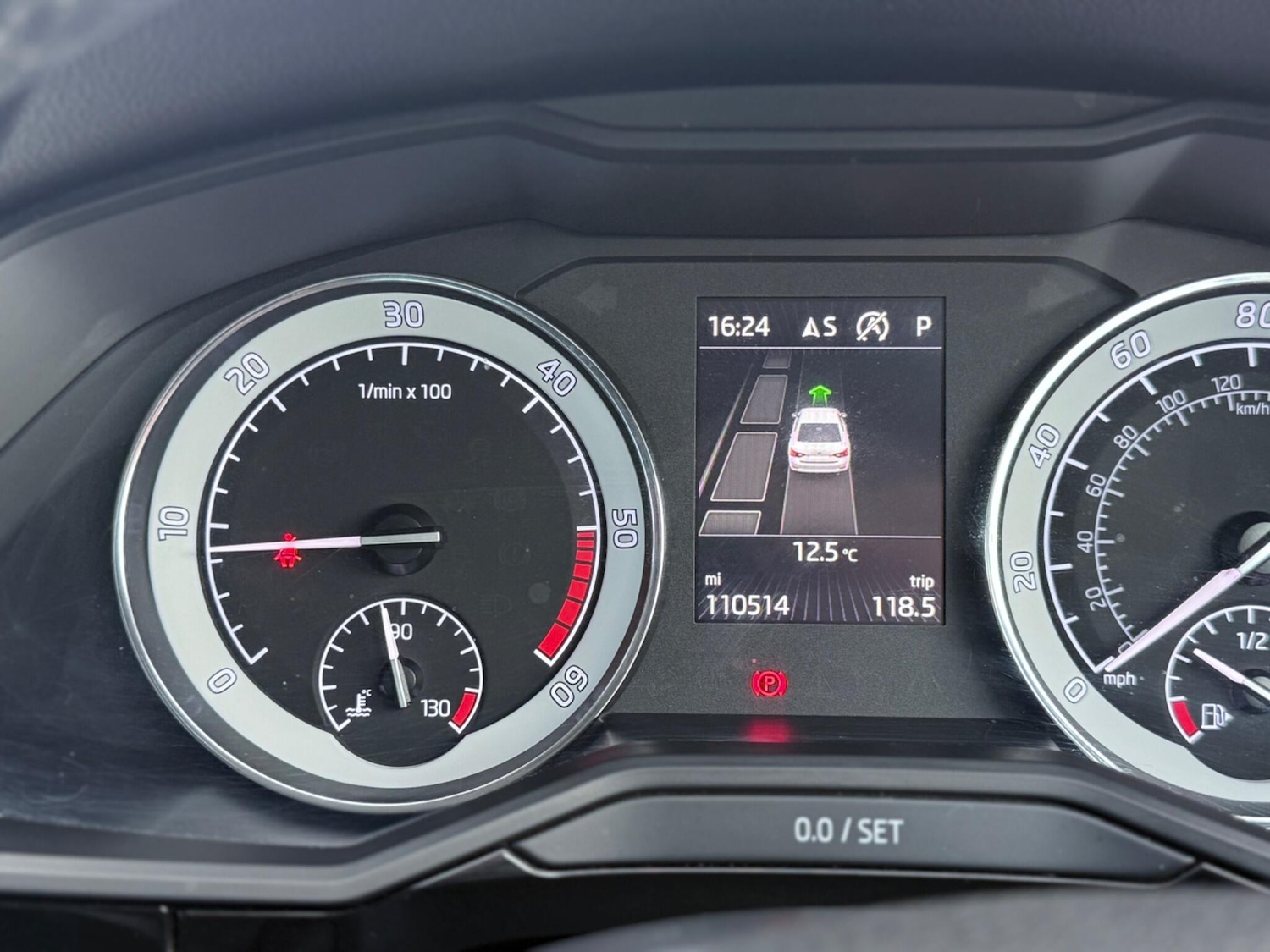 Used Skoda Superb 2016 for sale - 76572963: Photo 35