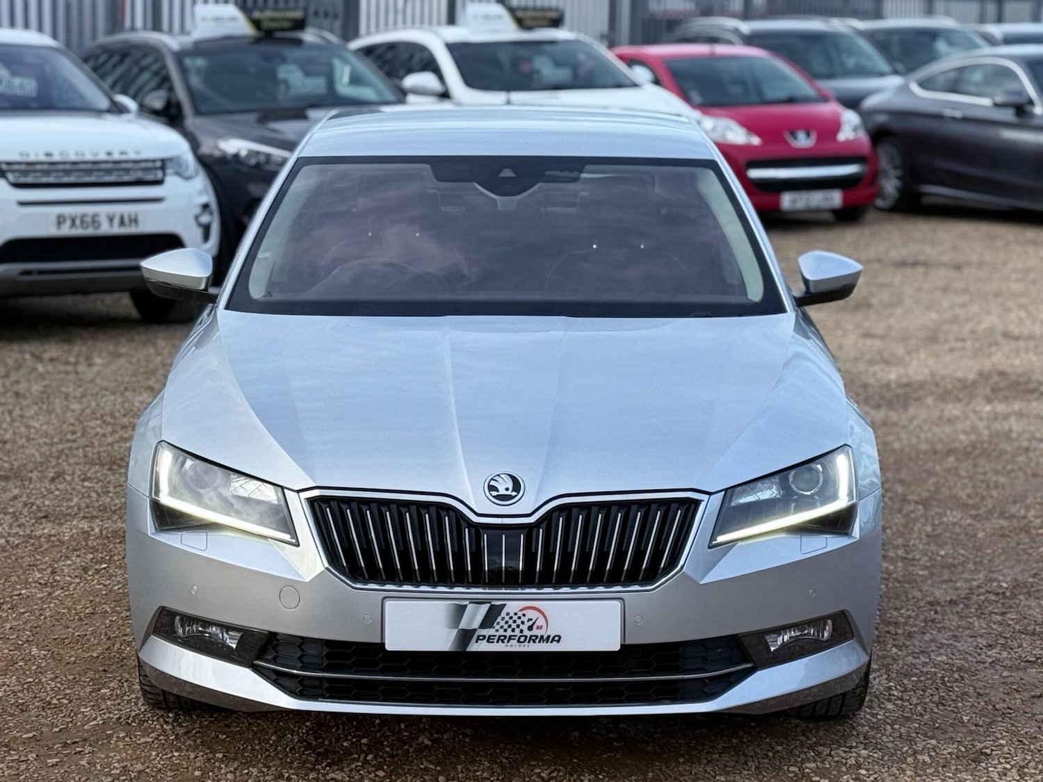 Used Skoda Superb 2016 for sale - 76572963: Photo 4