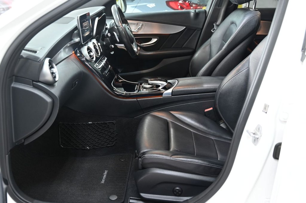 Used Mercedes-Benz C Class 2014 for sale - 76848391: Photo 17